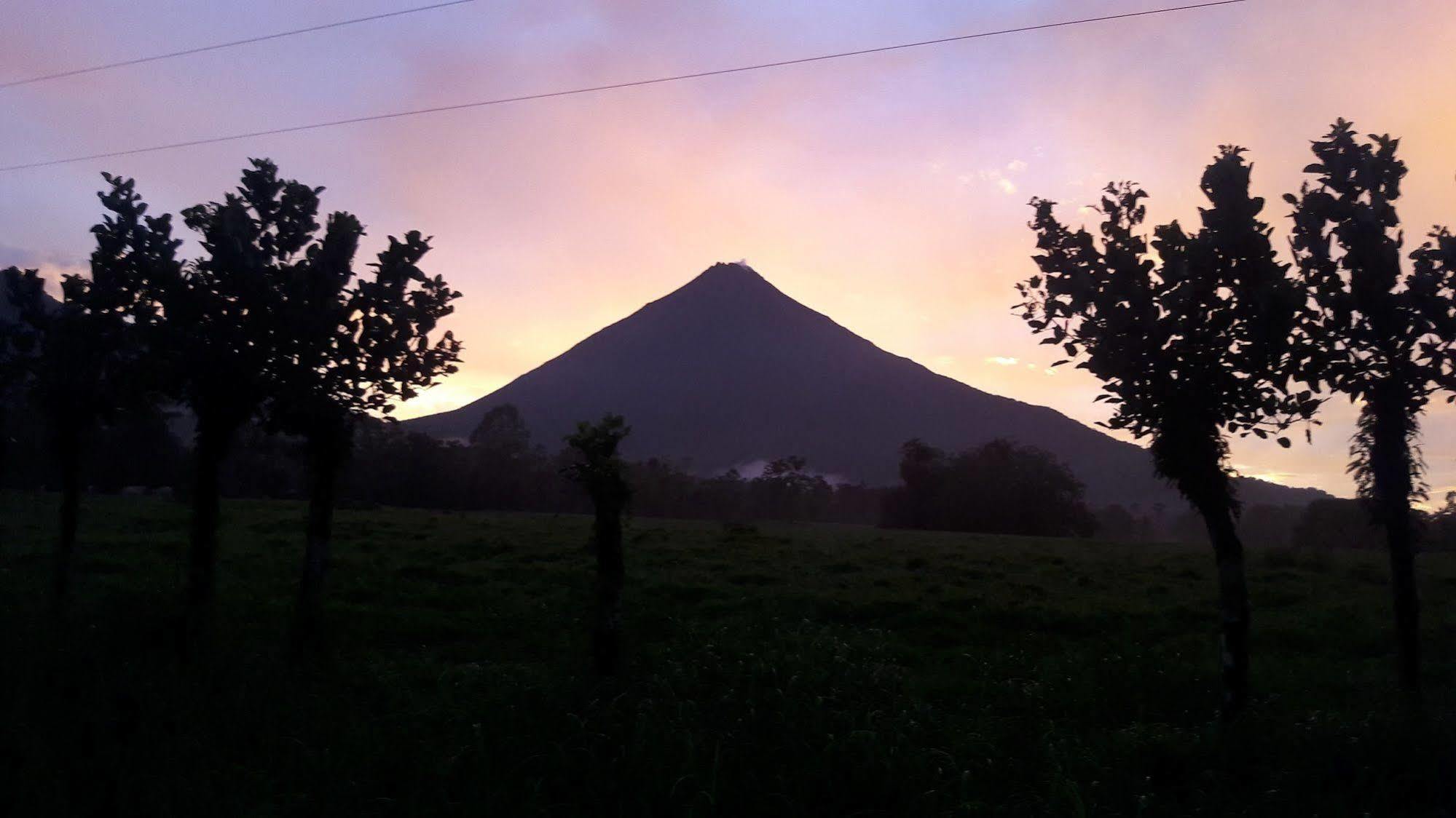 Cerro Chato Ecolodge La Fortuna Exterior photo